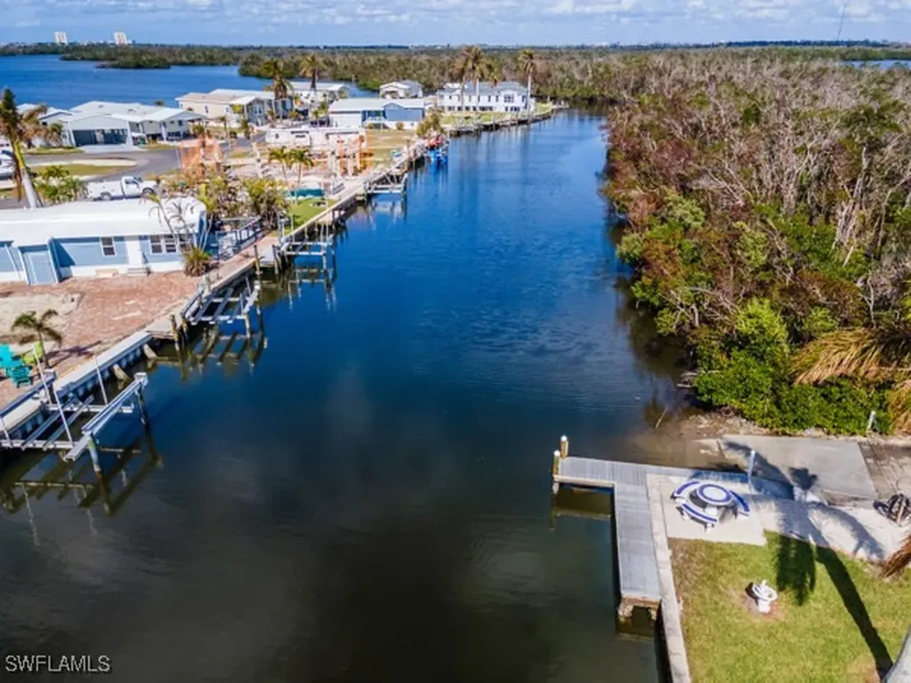 49 Doubloon Way Fort Myers Beach FL 33931