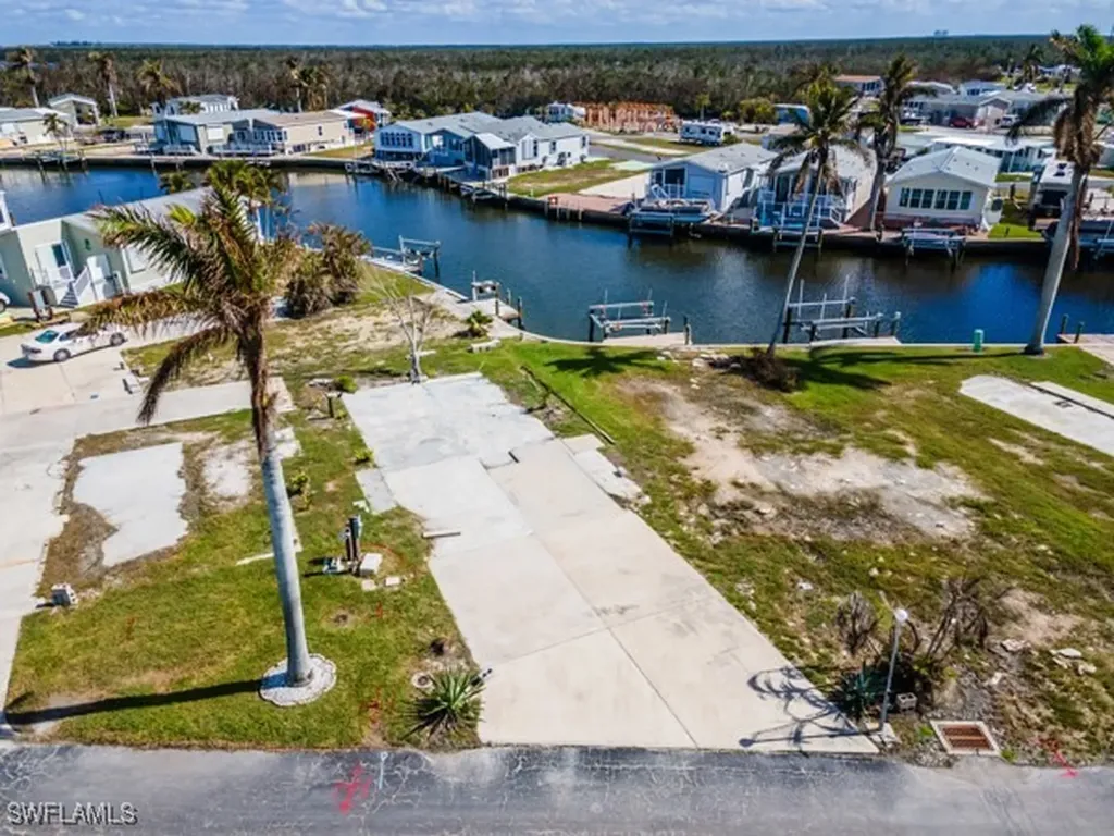 49 Doubloon Way Fort Myers Beach FL 33931