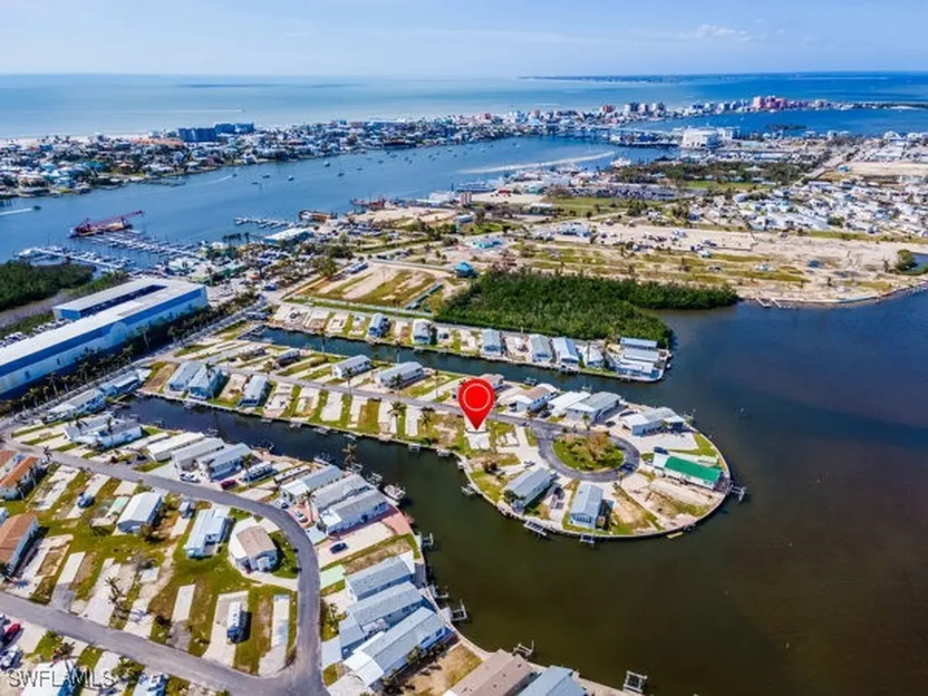 49 Doubloon Way Fort Myers Beach FL 33931