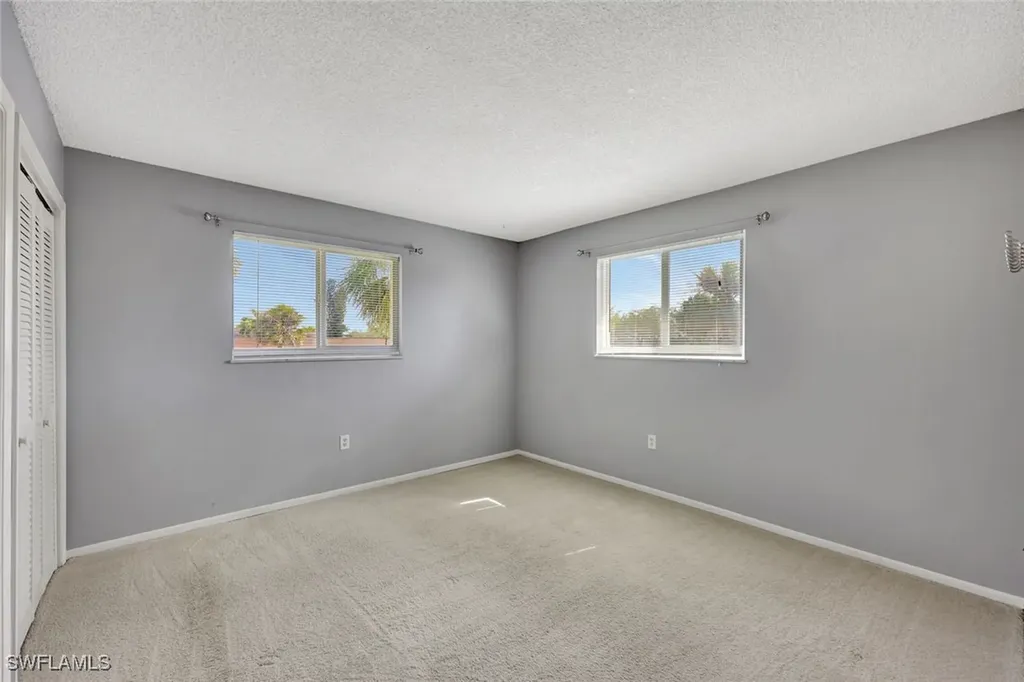 729 Palm View Drive Naples FL 34110