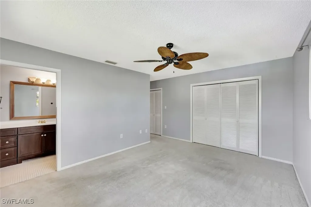 729 Palm View Drive Naples FL 34110