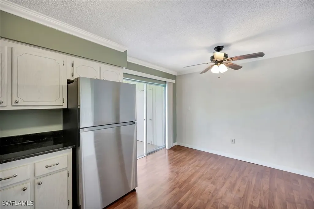 729 Palm View Drive Naples FL 34110