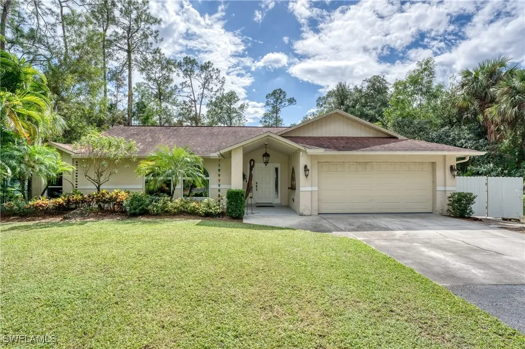 4390 11th Avenue SW Naples FL 34116
