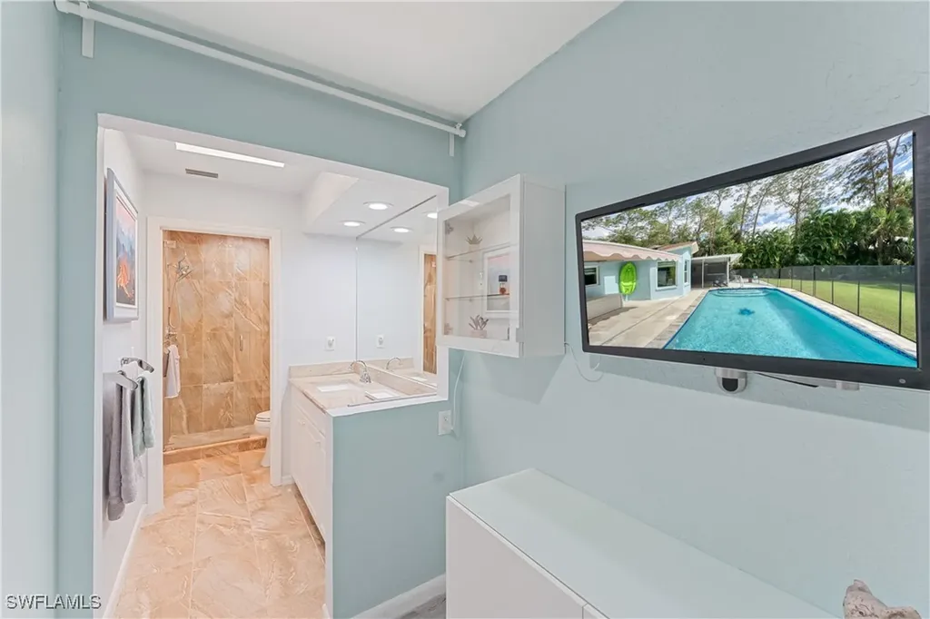 4390 11th Avenue SW Naples FL 34116