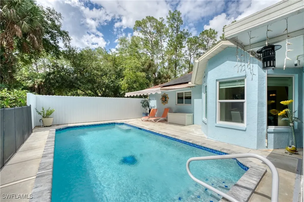 4390 11th Avenue SW Naples FL 34116