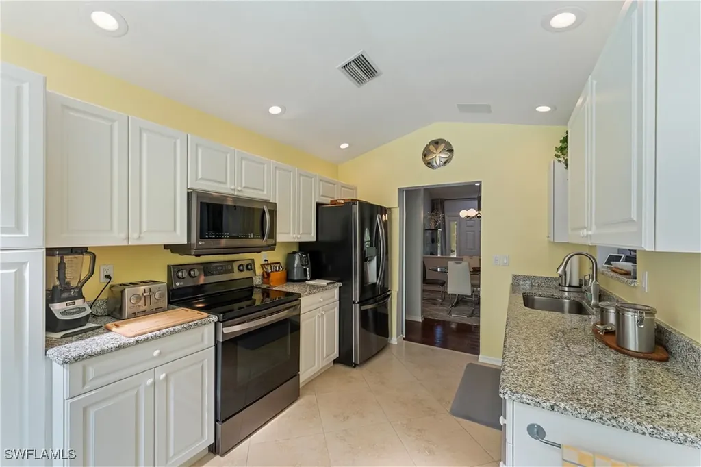 4390 11th Avenue SW Naples FL 34116