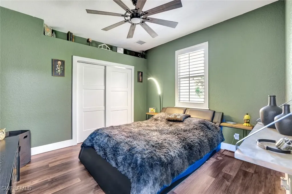 275 22nd Street SE Naples FL 34117