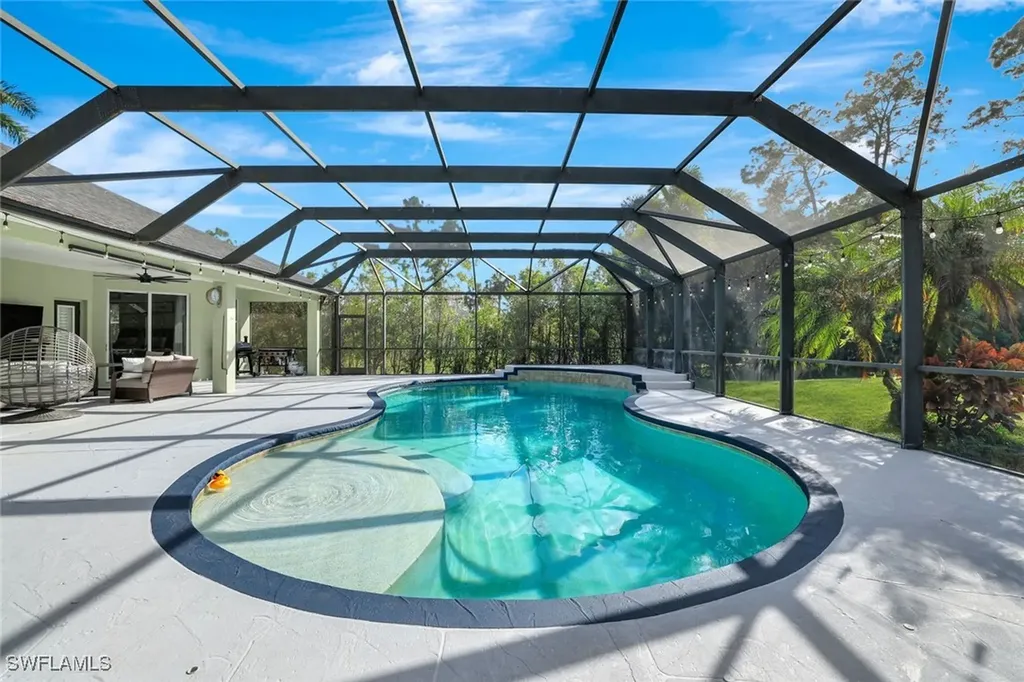 275 22nd Street SE Naples FL 34117