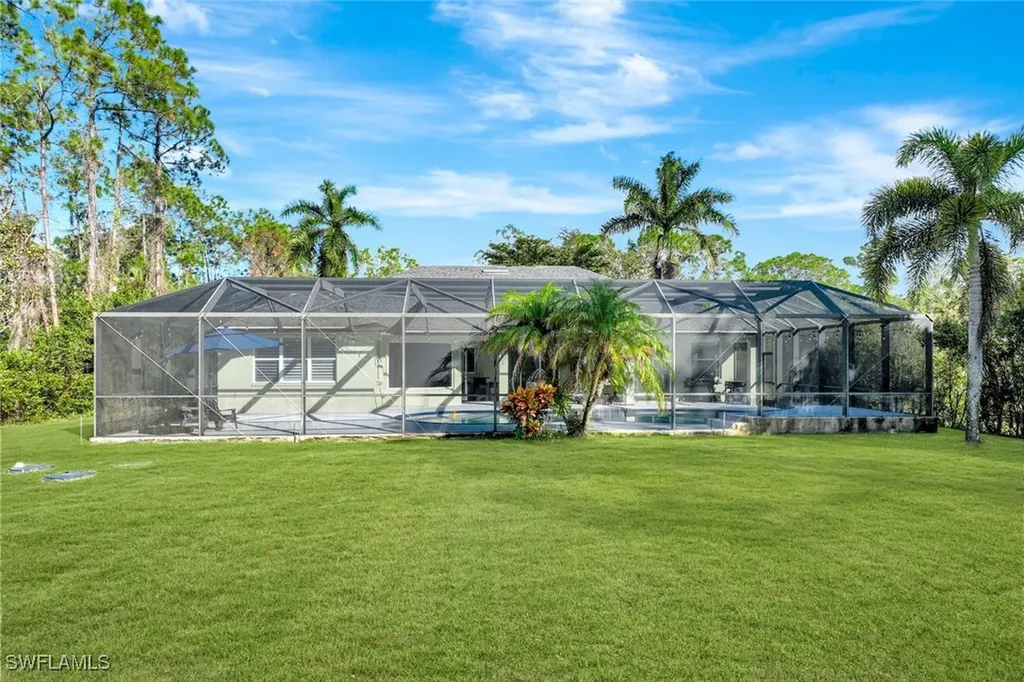 275 22nd Street SE Naples FL 34117