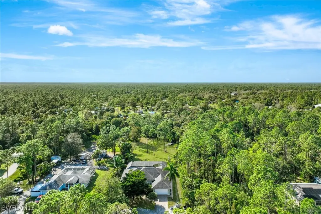 275 22nd Street SE Naples FL 34117