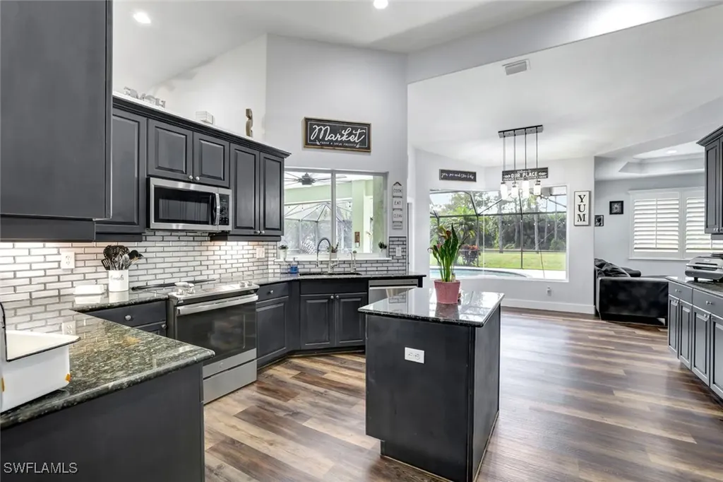 275 22nd Street SE Naples FL 34117