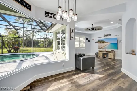 275 22ND Street SE Naples FL 34117