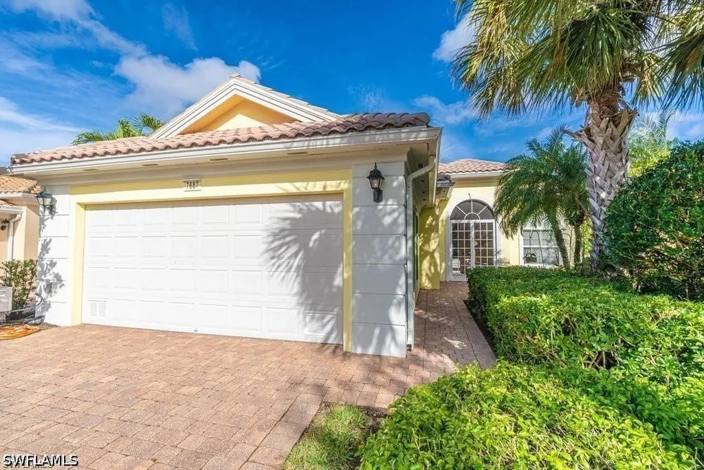 7687 Hernando Court Naples FL 34114