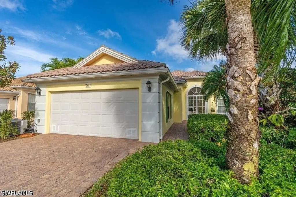 7687 Hernando Court Naples FL 34114