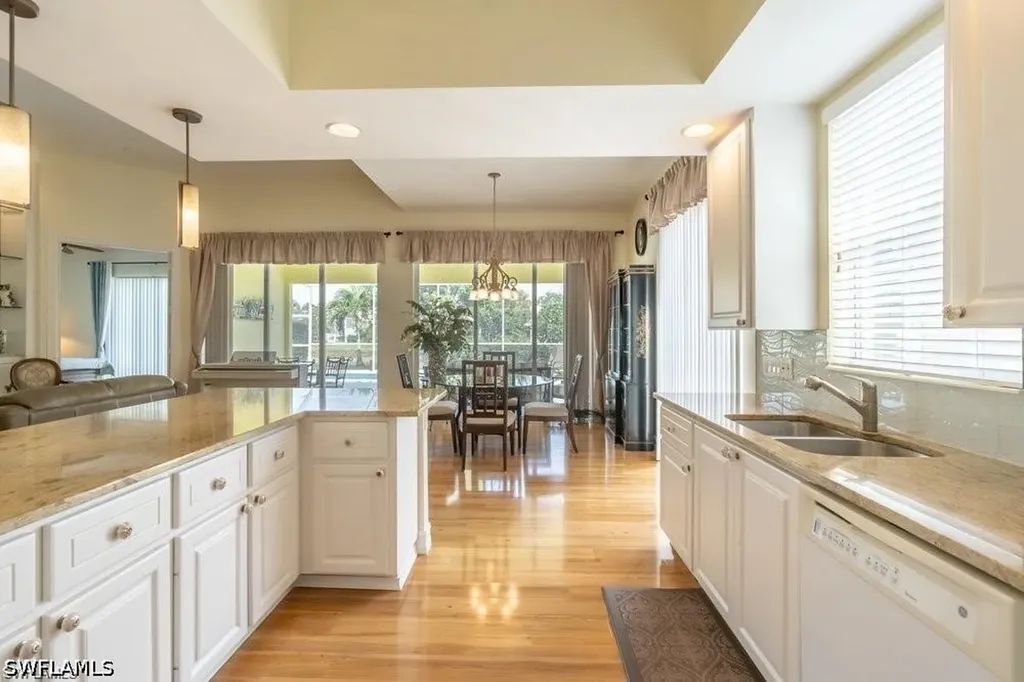 7687 Hernando Court Naples FL 34114