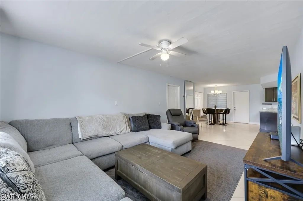 1400 Green Valley Circle Naples FL 34104