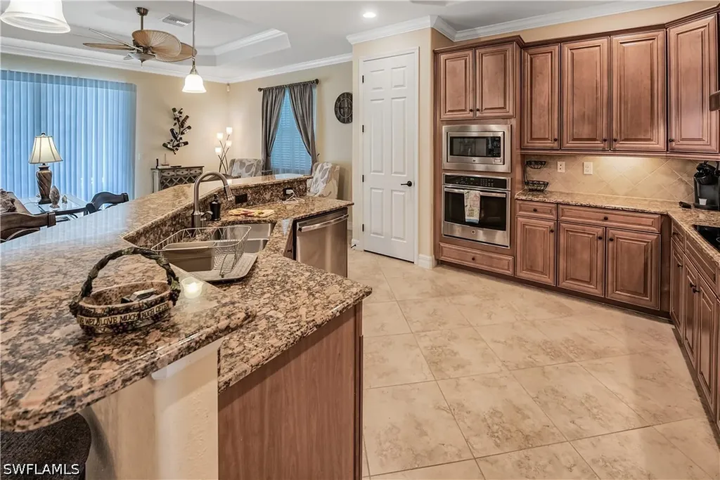 9215 Veneto Lane Naples FL 34113