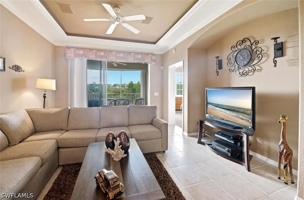 4834 Hampshire Court Naples FL 34112