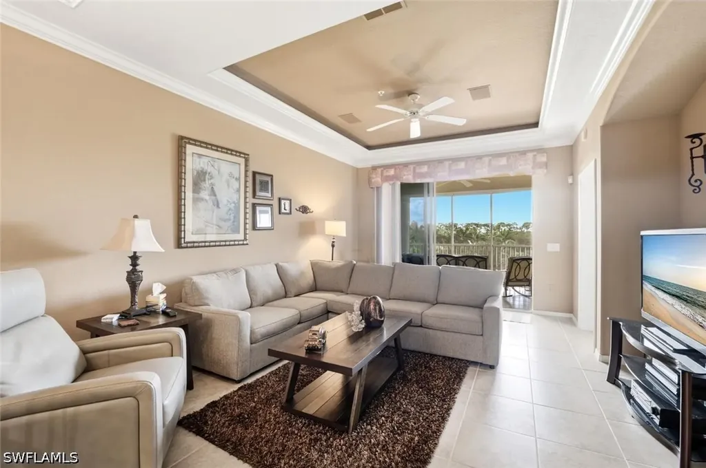 4834 Hampshire Court Naples FL 34112