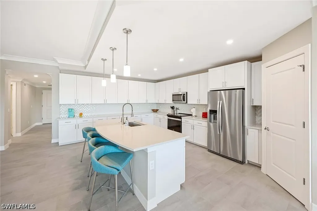 201 Indies Drive E Naples FL 34114