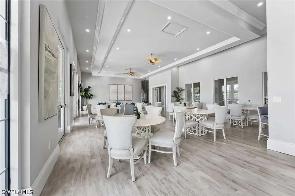 201 Indies Drive E Naples FL 34114
