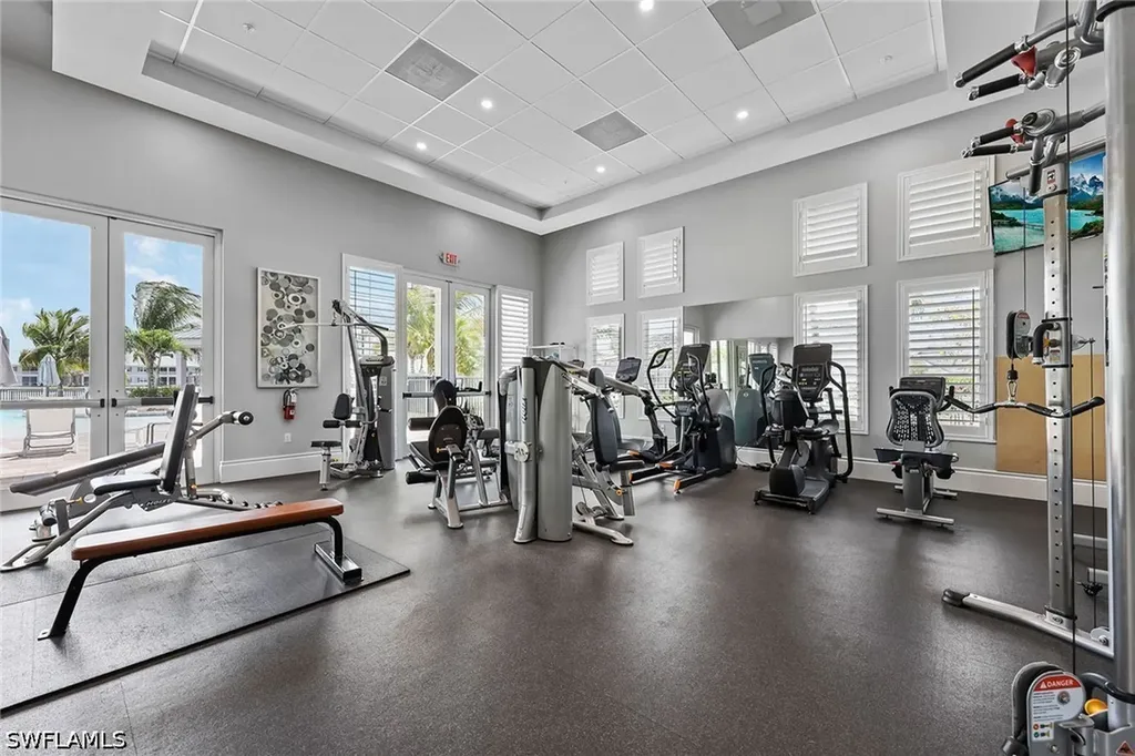 201 Indies Drive E Naples FL 34114
