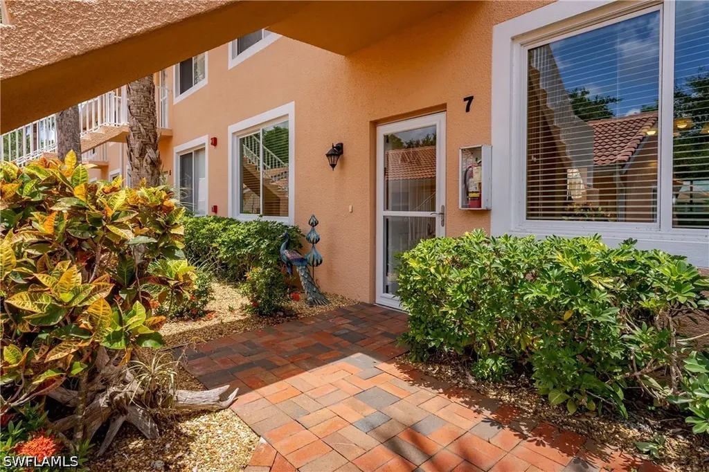 6570 Beach Resort Drive Naples FL 34114