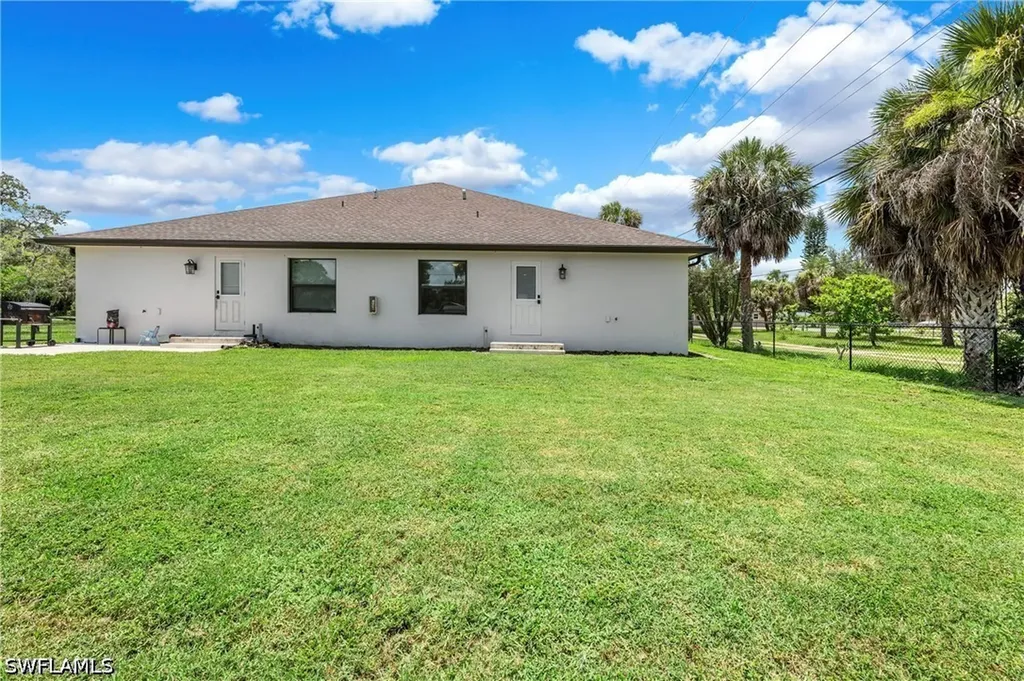 11251 Dean Street Bonita Springs FL 34135