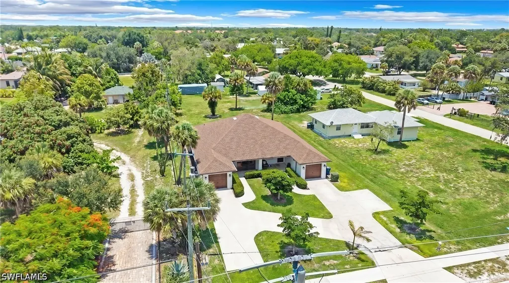 11251 Dean Street Bonita Springs FL 34135