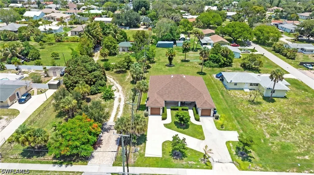 11251 Dean Street Bonita Springs FL 34135