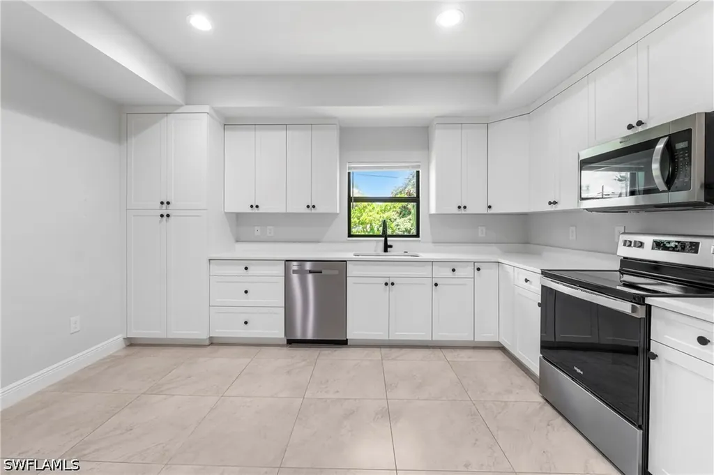 11251 Dean Street Bonita Springs FL 34135