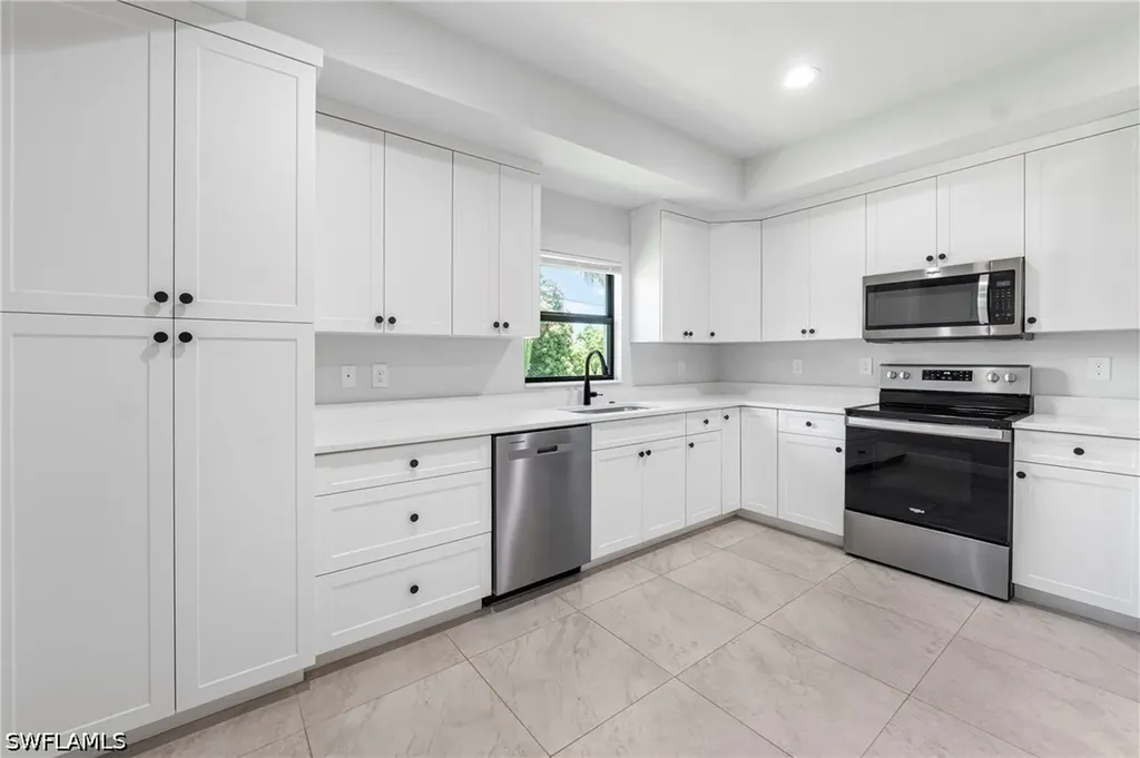 11251 Dean Street Bonita Springs FL 34135