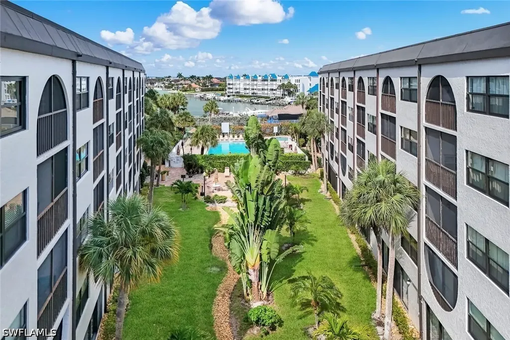 1023 Anglers Cove Marco Island FL 34145