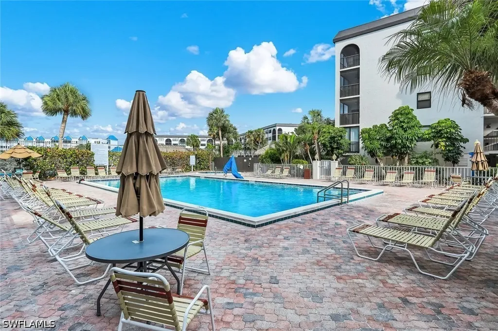 1023 Anglers Cove Marco Island FL 34145