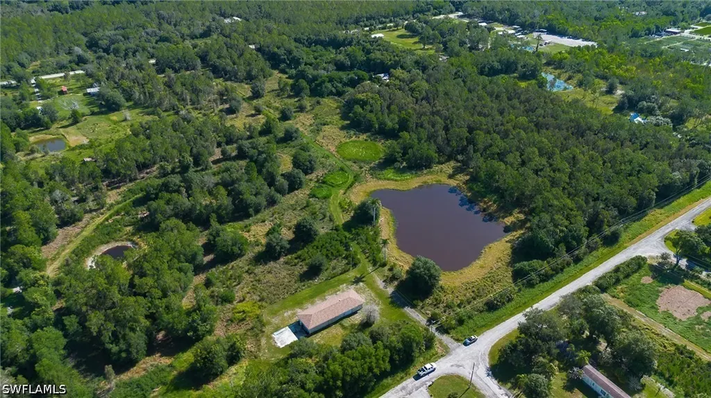 925 Purple Martin Drive Naples FL 34120