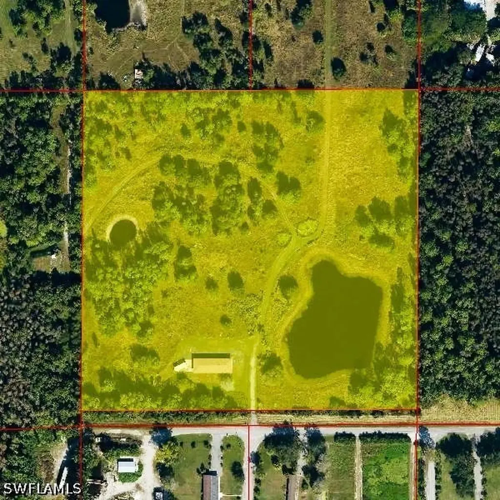 925 Purple Martin Drive Naples FL 34120