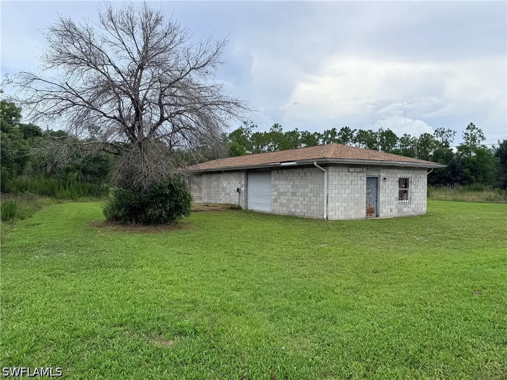 925 Purple Martin Drive Naples FL 34120