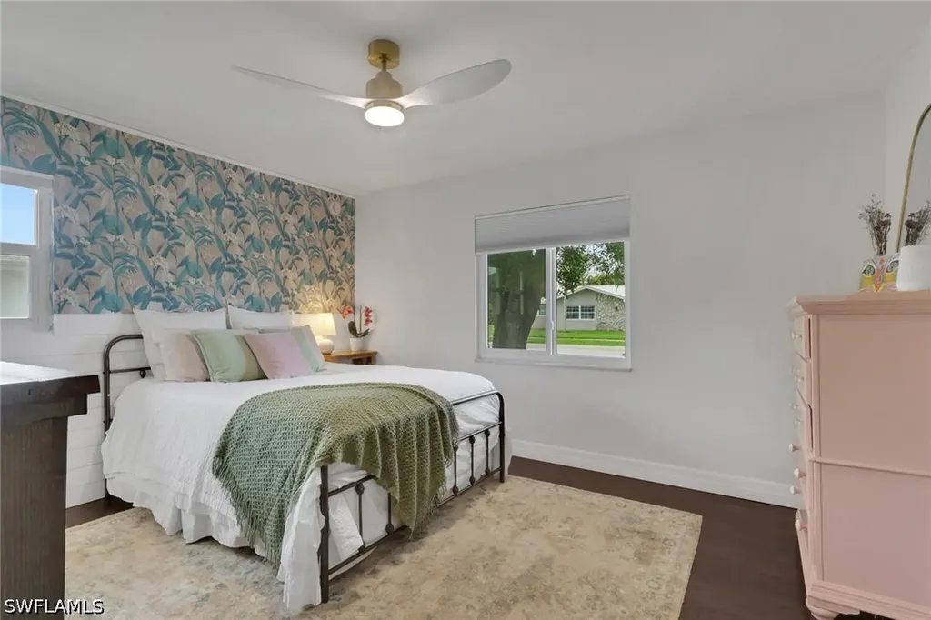 2593 Poinciana Street Naples FL 34105