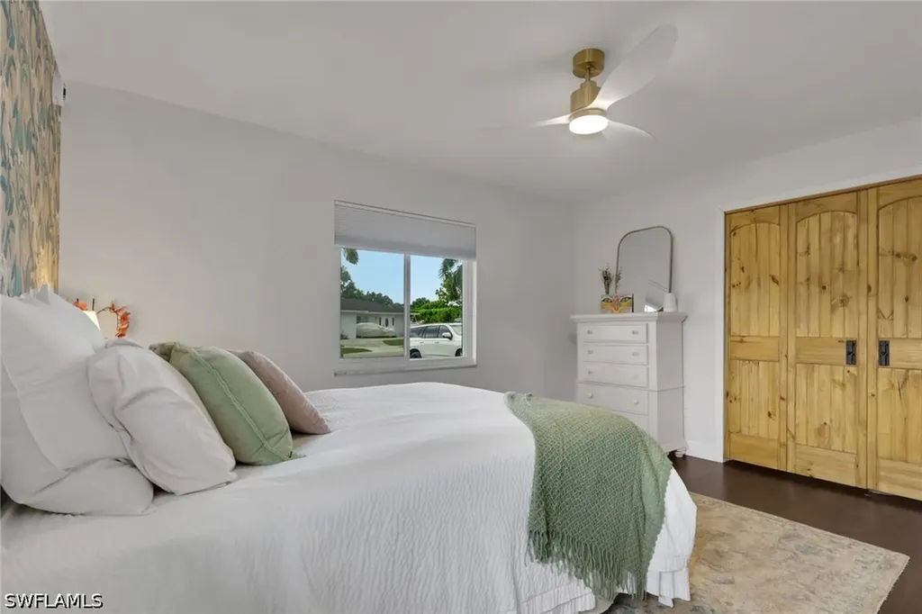 2593 Poinciana Street Naples FL 34105