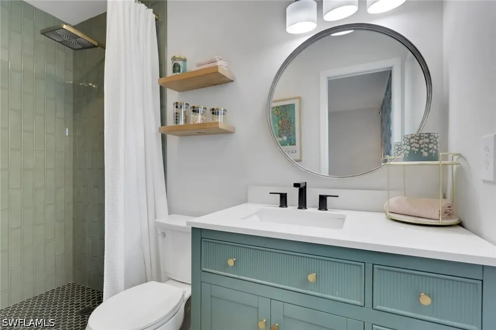 2593 Poinciana Street Naples FL 34105