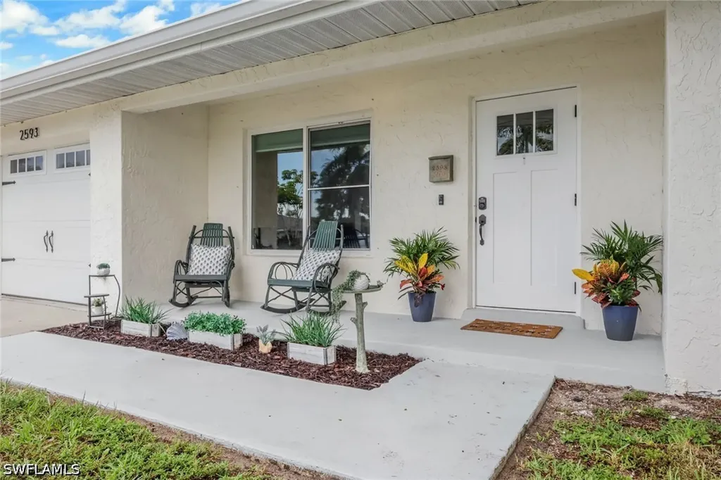 2593 Poinciana Street Naples FL 34105