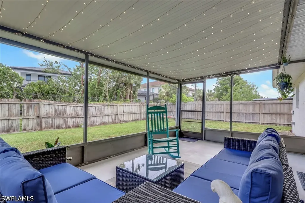 2593 Poinciana Street Naples FL 34105