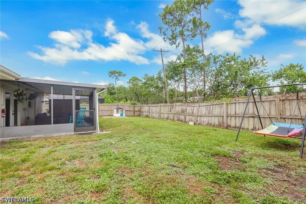 2593 Poinciana Street Naples FL 34105