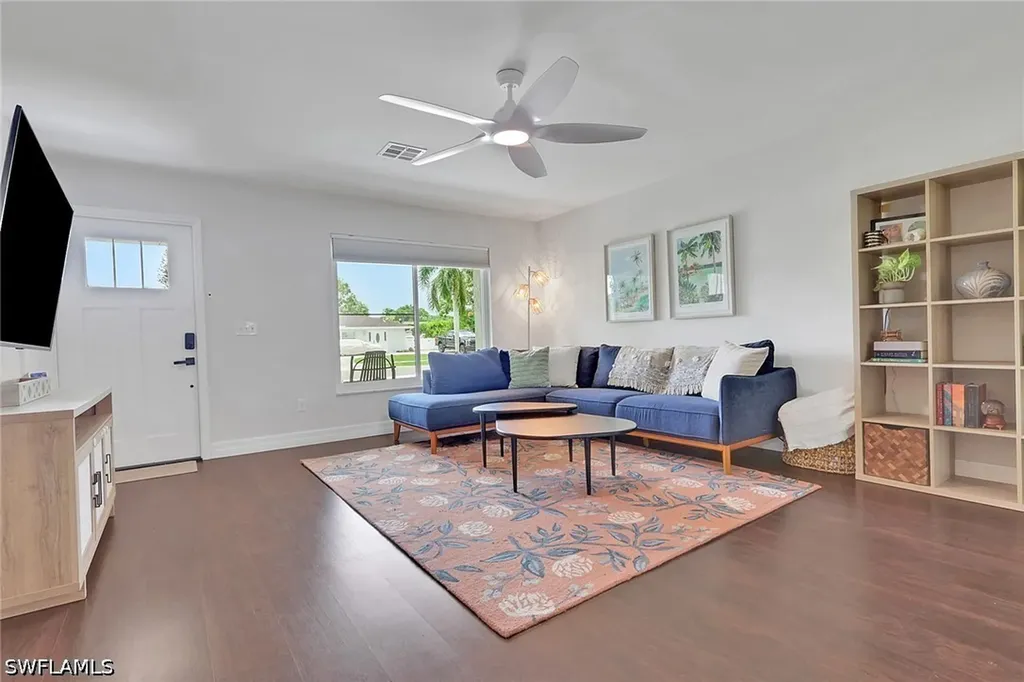 2593 Poinciana Street Naples FL 34105
