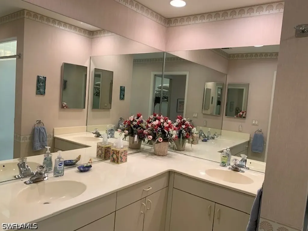 611 Bridgeway Lane Naples FL 34108
