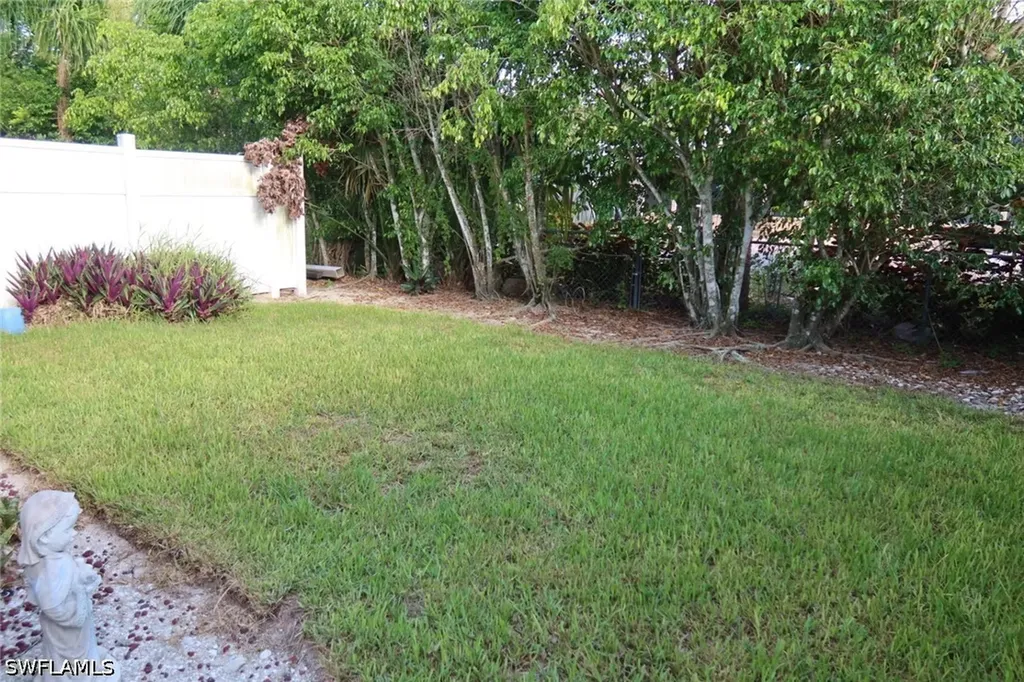 10996 Goodwin Street Bonita Springs FL 34135