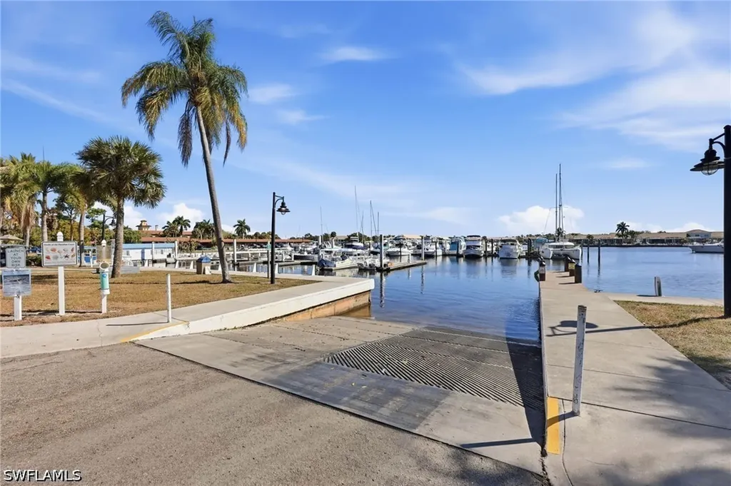 25000 Tamiami Trail E Naples FL 34114