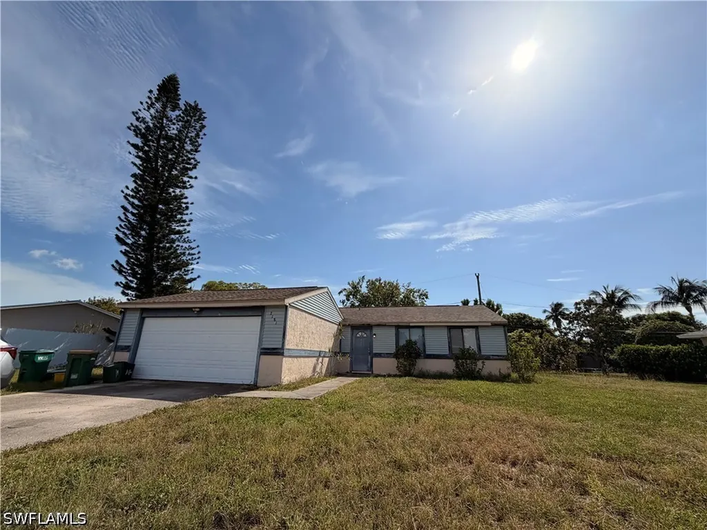 Naples FL, 2181 52ND Lane SW