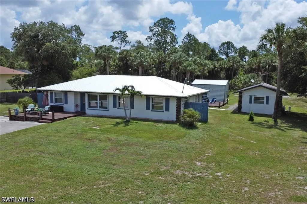 Naples FL, 640 27TH Street SW