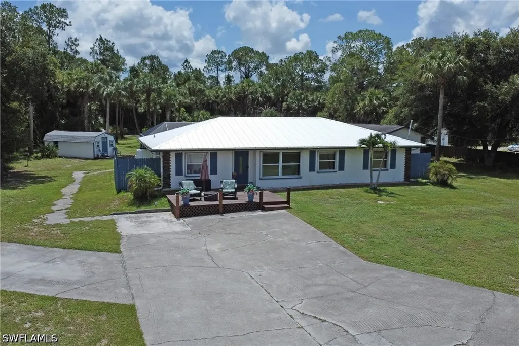 640 27th Street SW Naples FL 34117